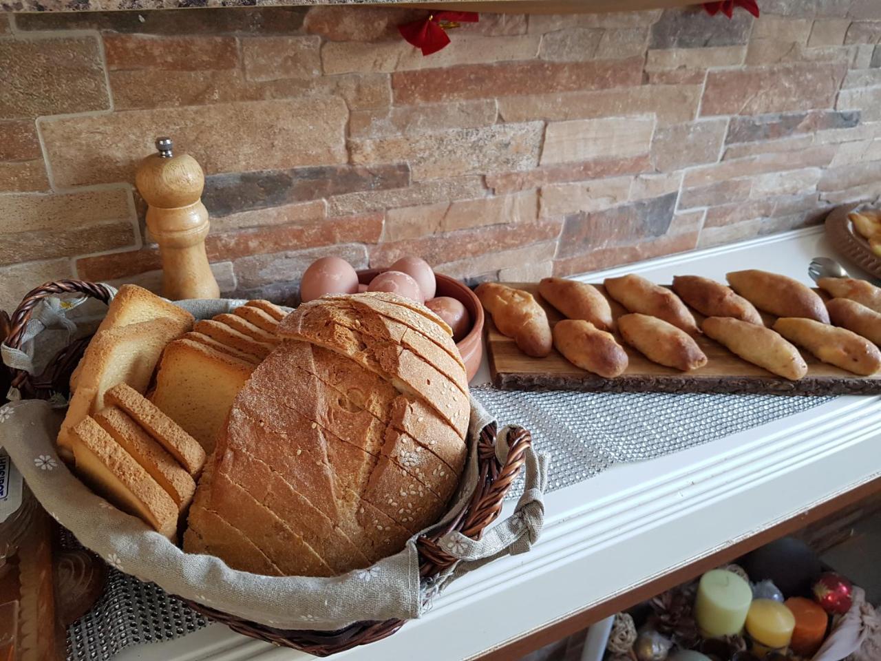 ואלטסיניקו Petra & Elato Art Hotel מראה חיצוני תמונה